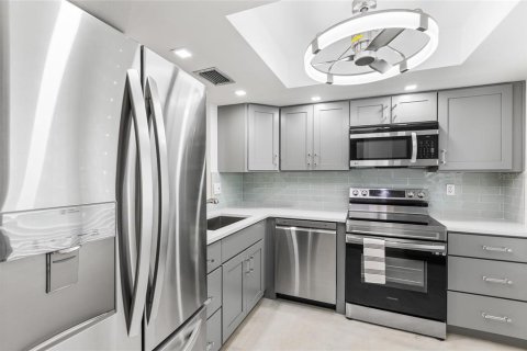 Купить кондоминиум в Тампа, Флорида 9 комнат, 104.98м2, № 2350118 - фото 17
