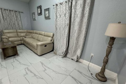 Villa ou maison à louer à Hudson, Floride: 3 chambres, 138.61 m2 № 2404698 - photo 3