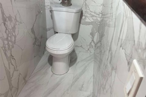 Villa ou maison à louer à Hudson, Floride: 3 chambres, 138.61 m2 № 2404698 - photo 7
