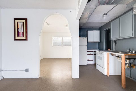 Commercial property in Fort Lauderdale, Florida № 1134922 - photo 1