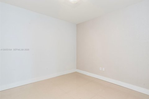 Copropriété à louer à North Bay Village, Floride: 2 chambres, 161.19 m2 № 2244861 - photo 30