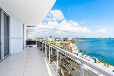 Copropriété à louer à North Bay Village, Floride: 2 chambres, 161.19 m2 № 2244861 - photo 4