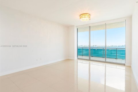 Copropriété à louer à North Bay Village, Floride: 2 chambres, 161.19 m2 № 2244861 - photo 17
