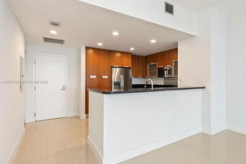Copropriété à louer à North Bay Village, Floride: 2 chambres, 161.19 m2 № 2244861 - photo 8