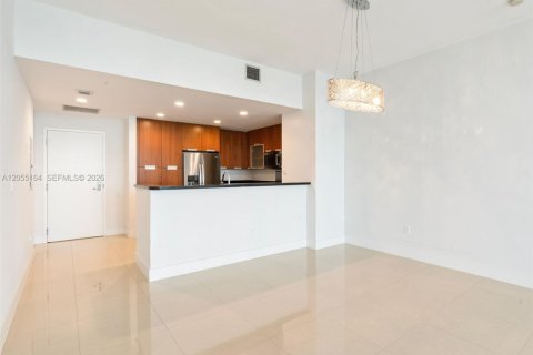 Copropriété à louer à North Bay Village, Floride: 2 chambres, 161.19 m2 № 2244861 - photo 14
