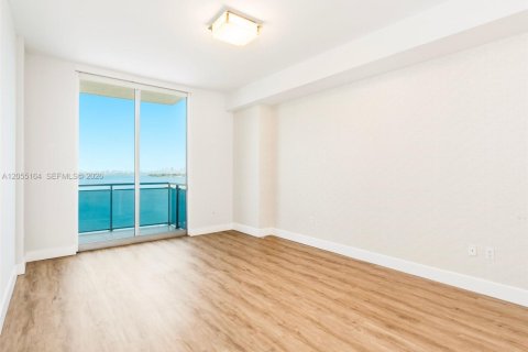 Copropriété à louer à North Bay Village, Floride: 2 chambres, 161.19 m2 № 2244861 - photo 19