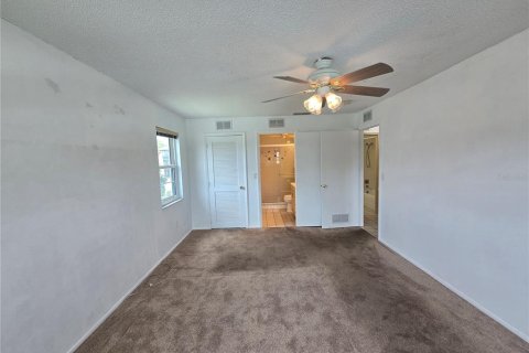 Condominio en venta en Saint Petersburg, Florida, 2 dormitorios, 115.66 m2 № 2099975 - foto 23