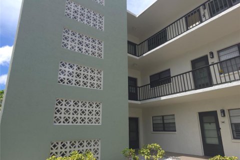 Condominio en venta en Saint Petersburg, Florida, 2 dormitorios, 115.66 m2 № 2099975 - foto 4