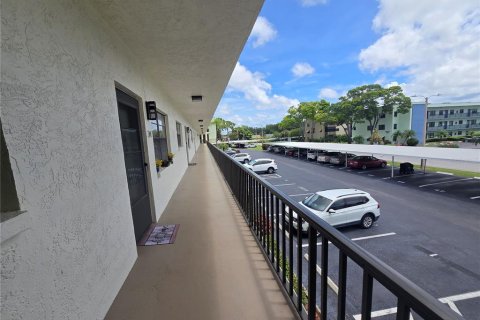 Condominio en venta en Saint Petersburg, Florida, 2 dormitorios, 115.66 m2 № 2099975 - foto 6