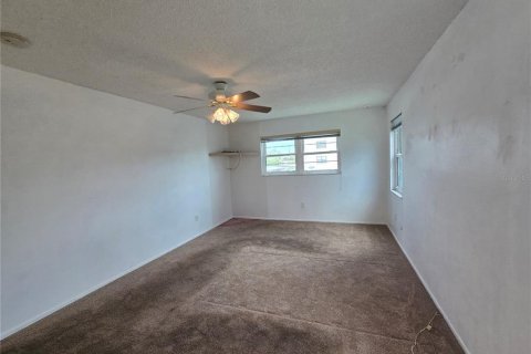 Condominio en venta en Saint Petersburg, Florida, 2 dormitorios, 115.66 m2 № 2099975 - foto 29