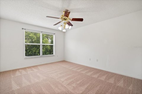Casa en alquiler en Kissimmee, Florida, 6 dormitorios, 246.93 m2 № 1841898 - foto 20