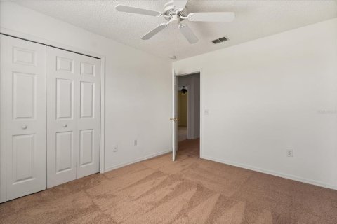 Casa en alquiler en Kissimmee, Florida, 6 dormitorios, 246.93 m2 № 1841898 - foto 16