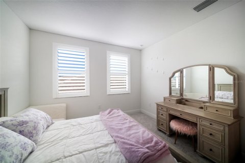 House in Bradenton, Florida 4 bedrooms, 343.46 sq.m. № 2312755 - photo 30