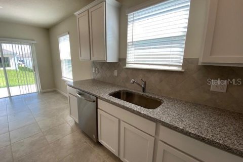 Casa en alquiler en Davenport, Florida, 4 dormitorios, 173.26 m2 № 1866458 - foto 4