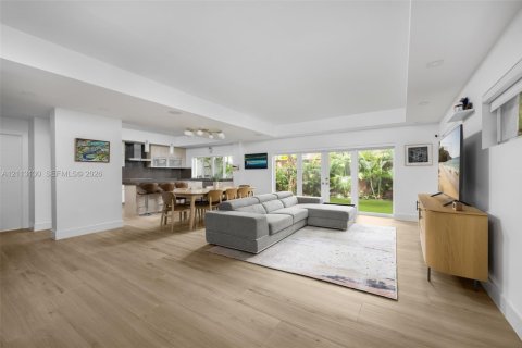 Adosado en venta en Miami, Florida, 4 dormitorios, 267.65 m2 № 2434209 - foto 9