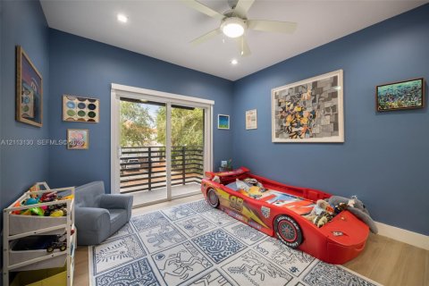 Adosado en venta en Miami, Florida, 4 dormitorios, 267.65 m2 № 2434209 - foto 29