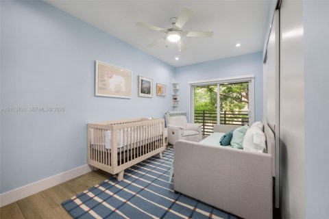 Adosado en venta en Miami, Florida, 4 dormitorios, 267.65 m2 № 2434209 - foto 26
