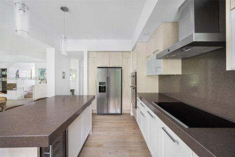 Adosado en venta en Miami, Florida, 4 dormitorios, 267.65 m2 № 2434209 - foto 14