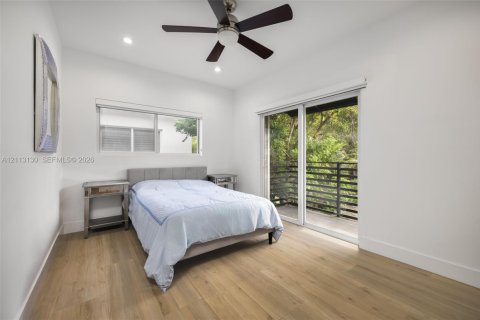 Adosado en venta en Miami, Florida, 4 dormitorios, 267.65 m2 № 2434209 - foto 30
