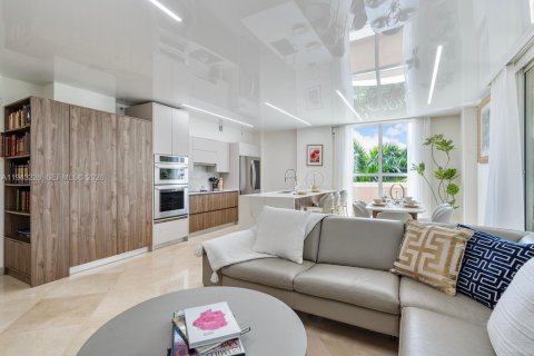 Copropriété à louer à Sunny Isles Beach, Floride: 3 chambres, 134.62 m2 № 1999547 - photo 6