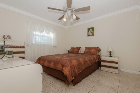 Condominio en venta en Lauderdale Lakes, Florida, 2 dormitorios, 101.08 m2 № 2034680 - foto 19
