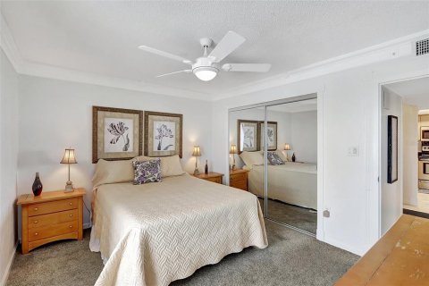 Condo in Sarasota, Florida, 2 bedrooms  № 1734503 - photo 23