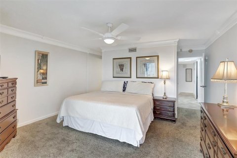 Condo in Sarasota, Florida, 2 bedrooms  № 1734503 - photo 18