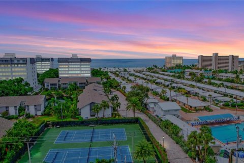 Condo in Sarasota, Florida, 2 bedrooms  № 1734503 - photo 3