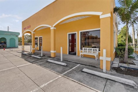Immobilier commercial à Winter Garden, Floride 111.85 m2 № 2135528