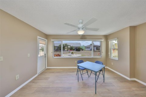 Villa ou maison à vendre à Sun City Center, Floride: 2 chambres, 113.9 m2 № 1426254 - photo 11