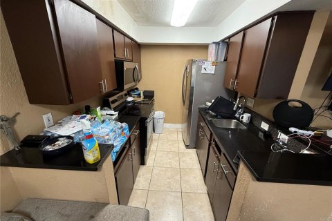 Adosado en venta en Tampa, Florida, 3 dormitorios, 113.15 m2 № 1524000 - foto 3