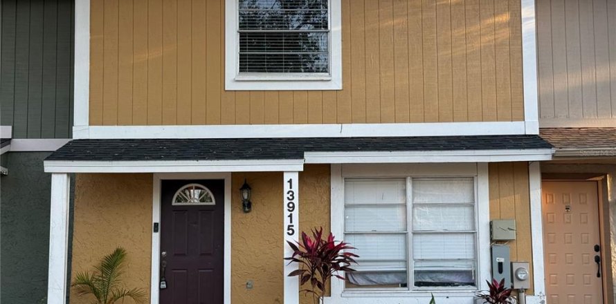 Adosado en Tampa, Florida 3 dormitorios, 113.15 m2 № 1524000
