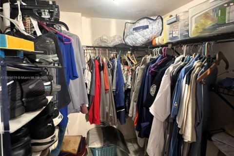 Condominio en venta en Pembroke Pines, Florida, 2 dormitorios, 79.15 m2 № 1928283 - foto 22