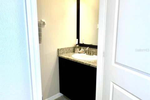 Townhouse in Sarasota, Florida 3 bedrooms, 145.58 sq.m. № 1844346 - photo 12