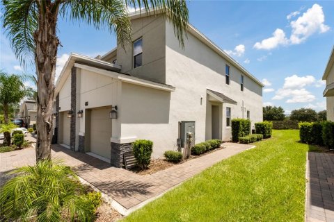 Condominio en alquiler en Davenport, Florida, 2 dormitorios, 128.95 m2 № 1898447 - foto 2