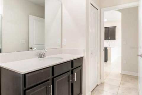 Condominio en alquiler en Davenport, Florida, 2 dormitorios, 128.95 m2 № 1898447 - foto 16