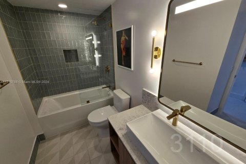 Condominio en venta en Miami, Florida, 38 m2 № 1467313 - foto 7
