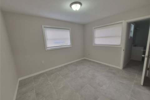 House in Beverly Hills, Florida 4 bedrooms, 83.61 sq.m. № 2115523 - photo 14