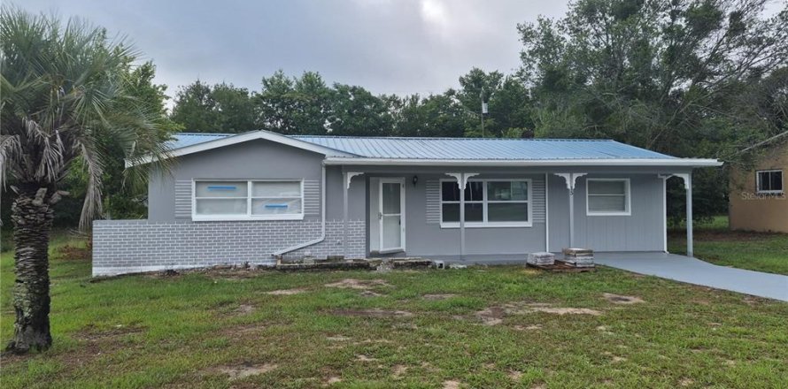 House in Beverly Hills, Florida 4 bedrooms, 83.61 sq.m. № 2115523