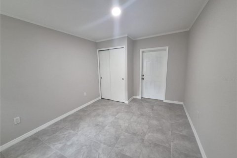 House in Beverly Hills, Florida 4 bedrooms, 83.61 sq.m. № 2115523 - photo 8