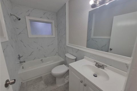 House in Beverly Hills, Florida 4 bedrooms, 83.61 sq.m. № 2115523 - photo 25