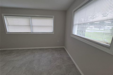 House in Beverly Hills, Florida 4 bedrooms, 83.61 sq.m. № 2115523 - photo 19