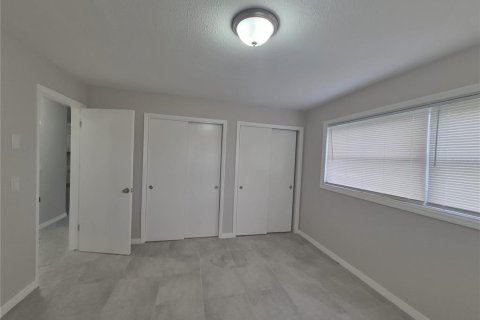 House in Beverly Hills, Florida 4 bedrooms, 83.61 sq.m. № 2115523 - photo 18