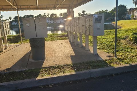 Condominio en alquiler en Homestead, Florida, 2 dormitorios, 75.72 m2 № 2027342 - foto 19