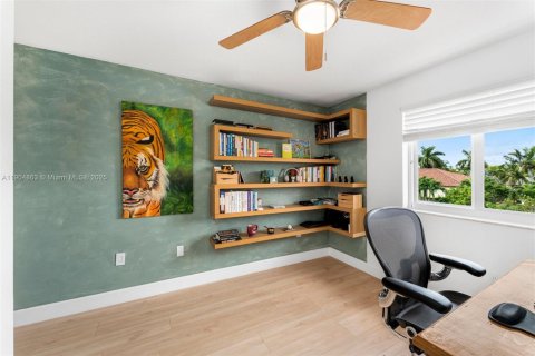 Купить виллу или дом в Пальметто-Бей, Флорида 4 спальни, 214.23м2, № 1955829 - фото 29