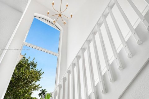 Купить виллу или дом в Пальметто-Бей, Флорида 4 спальни, 214.23м2, № 1955829 - фото 17