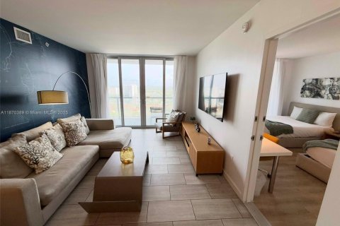 Купить кондоминиум в Халландейл-Бич, Флорида 1 комната, 95.5м2, № 1921800 - фото 6