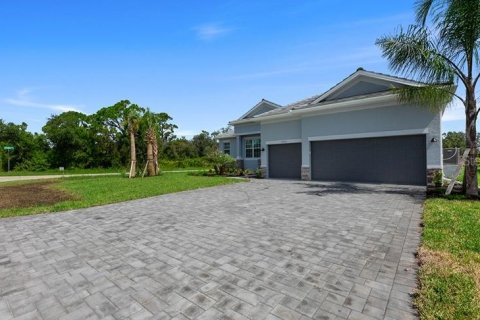 Casa en venta en Port Charlotte, Florida, 3 dormitorios, 219.34 m2 № 1908686 - foto 2