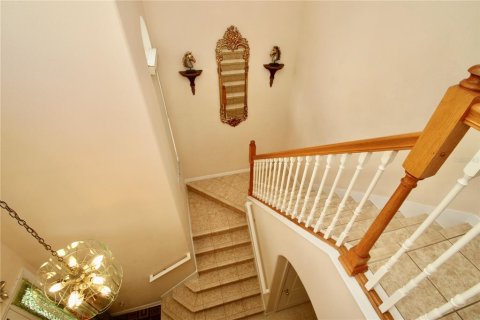House in Orlando, Florida 4 bedrooms, 240.52 sq.m. № 1648296 - photo 15