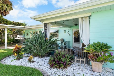 House in Daytona Beach, Florida 3 bedrooms, 170.75 sq.m. № 1905338 - photo 13